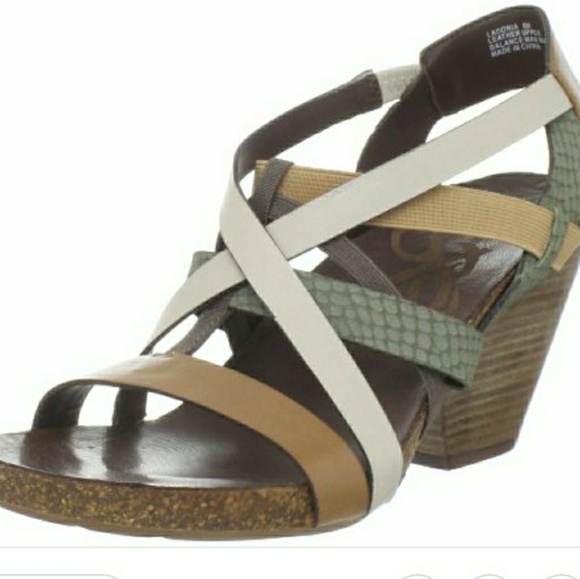 otbt sandals
